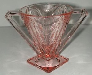 Pyramid Sugar Bowl in Pink